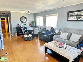 1415 N Mariposa, Los Angeles CA 90027