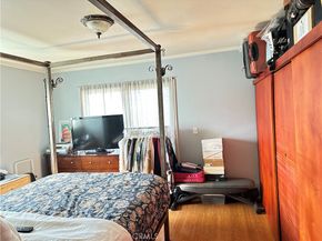 1415 N Mariposa, Los Angeles CA 90027