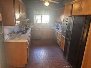 17545 Community Street, Northridge CA 91325