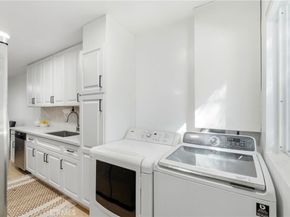 6904 Radford 5, North Hollywood CA 91605