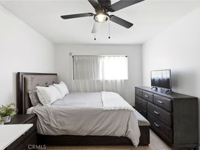 6904 Radford 5, North Hollywood CA 91605