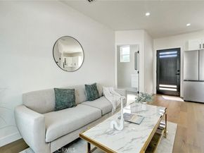 6854 Atoll Avenue, North Hollywood CA 91605