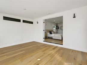 6854 Atoll Avenue, North Hollywood CA 91605