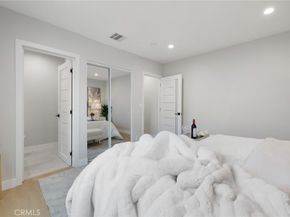 14137 Gain, Arleta CA 91331