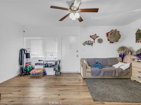 6652 Darby Avenue, Reseda CA 91335