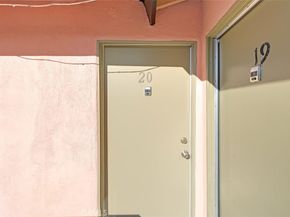 6652 Darby Avenue, Reseda CA 91335