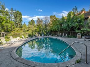 7050 Shoup Avenue 225, Canoga Park CA 91303