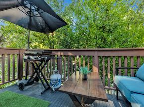 7050 Shoup Avenue 225, Canoga Park CA 91303