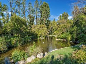 7050 Shoup Avenue 225, Canoga Park CA 91303