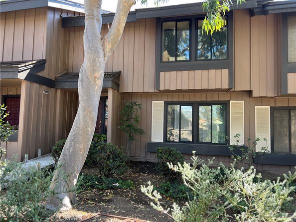 9731 Reseda, Northridge CA 91324