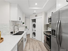 11949 Goshen Avenue 110, Los Angeles CA 90049