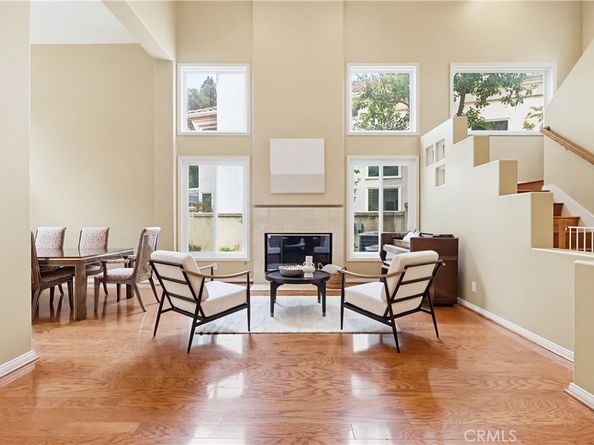 23194 Park Blanco, Calabasas CA 91302