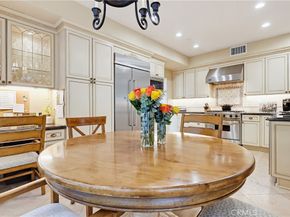 23194 Park Blanco, Calabasas CA 91302