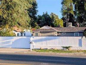 23130 Victory, Woodland Hills CA 91367