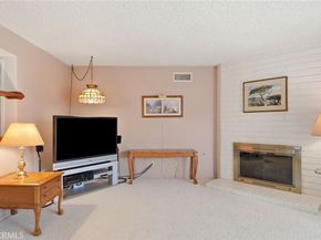10400 Hanna Avenue, Chatsworth CA 91311
