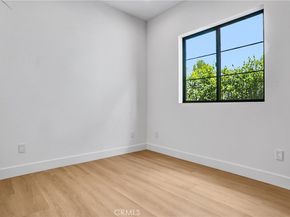 19350 Lanark Street, Reseda CA 91335