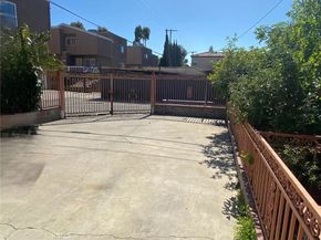 3111 Halldale Ave., Los Angeles CA 90018