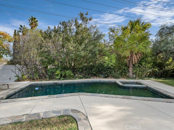 10144 Crebs Avenue, Northridge CA 91324