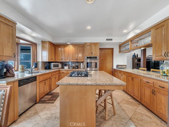 10144 Crebs Avenue, Northridge CA 91324