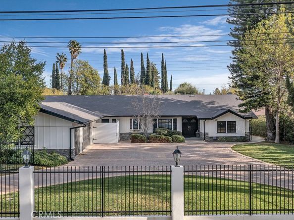 10144 Crebs Avenue, Northridge CA 91324