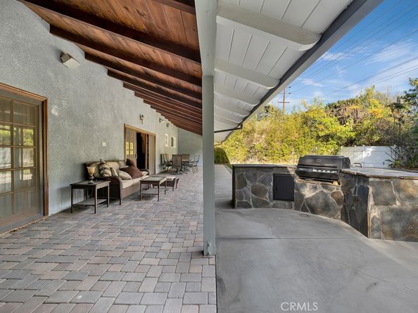 10144 Crebs Avenue, Northridge CA 91324