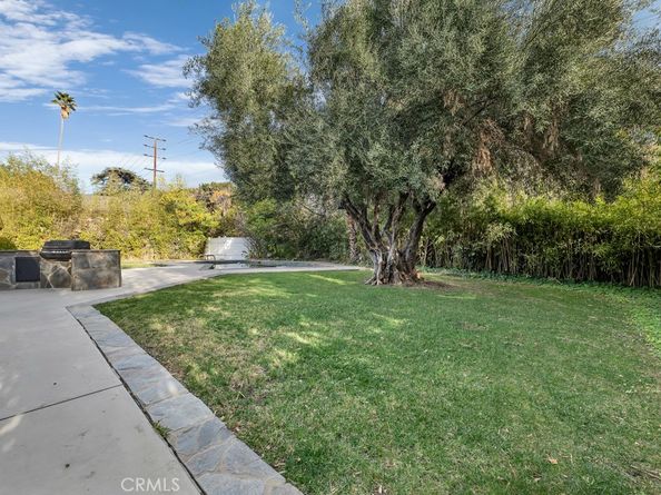 10144 Crebs Avenue, Northridge CA 91324