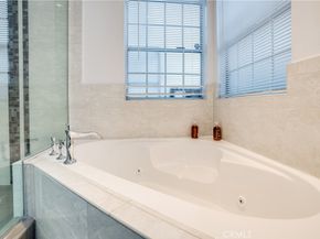 11814 Hesby Street, Valley Village CA 91606