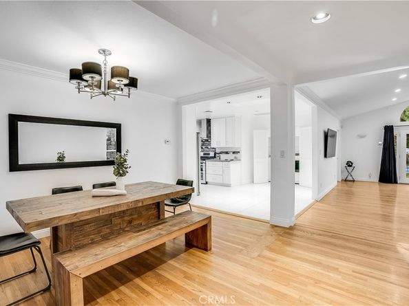 11814 Hesby Street, Valley Village CA 91606