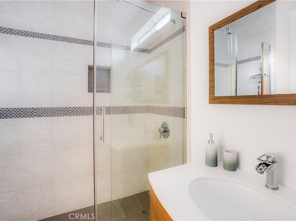 11814 Hesby Street, Valley Village CA 91606