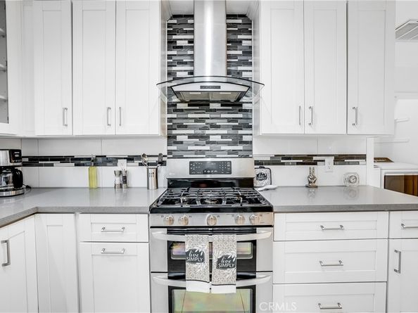 11814 Hesby Street, Valley Village CA 91606