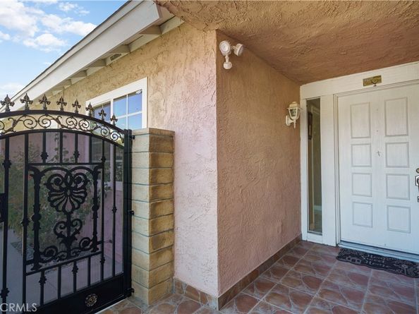 22018 Craggy View Street, Chatsworth CA 91311