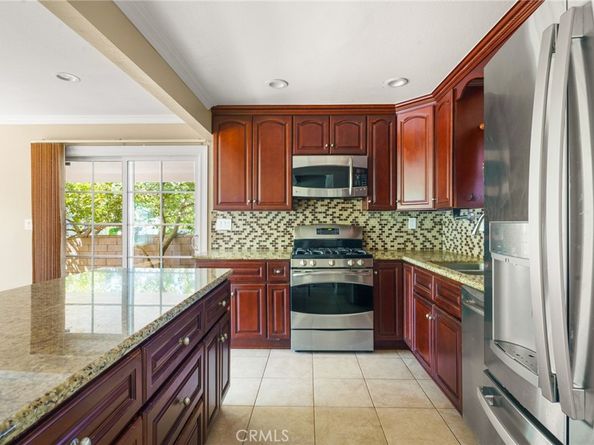 22018 Craggy View Street, Chatsworth CA 91311