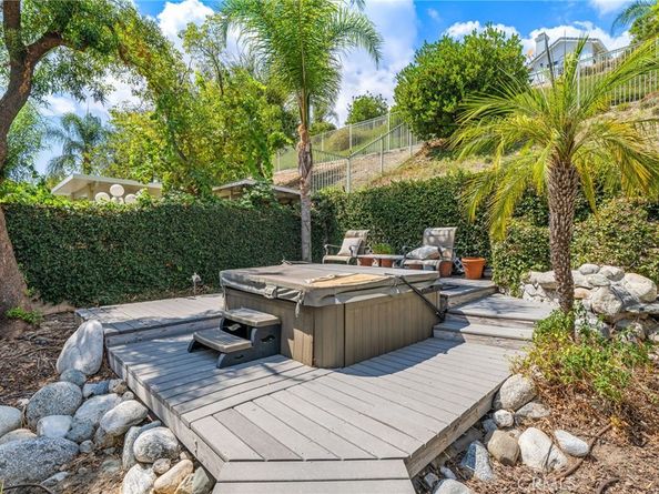 7607 Carmenita Lane, West Hills CA 91304