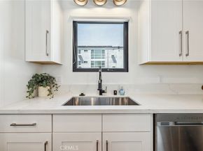 6521 Homewood Avenue, Los Angeles CA 90028