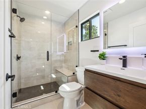 6521 Homewood Avenue, Los Angeles CA 90028