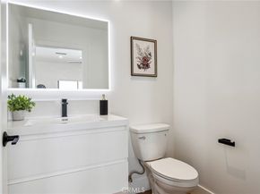 6521 Homewood Avenue, Los Angeles CA 90028