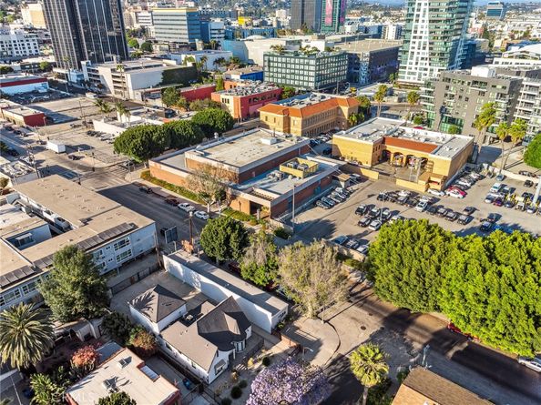 6521 Homewood Avenue, Los Angeles CA 90028