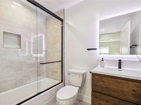 6521 Homewood Avenue, Los Angeles CA 90028