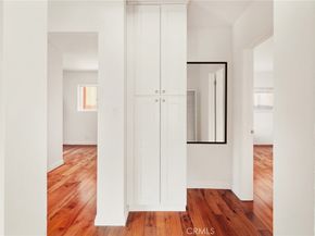 1918 11th Street D, Santa Monica CA 90404