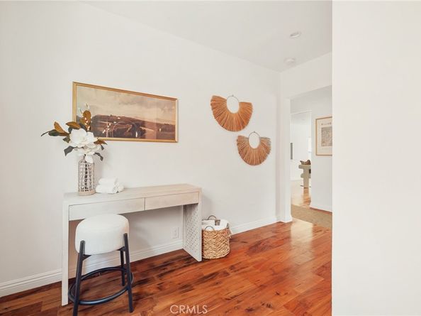 1918 11th Street D, Santa Monica CA 90404