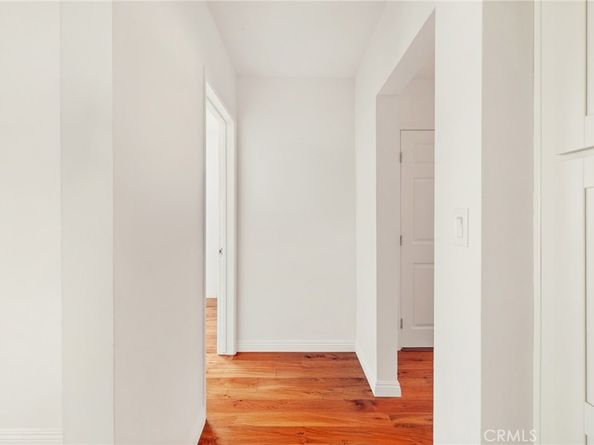 1918 11th Street D, Santa Monica CA 90404