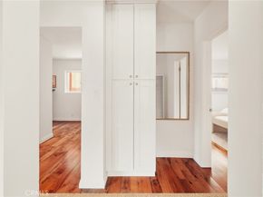 1918 11th Street D, Santa Monica CA 90404