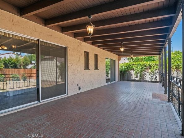 6255 Del Valle Drive, Los Angeles CA 90048