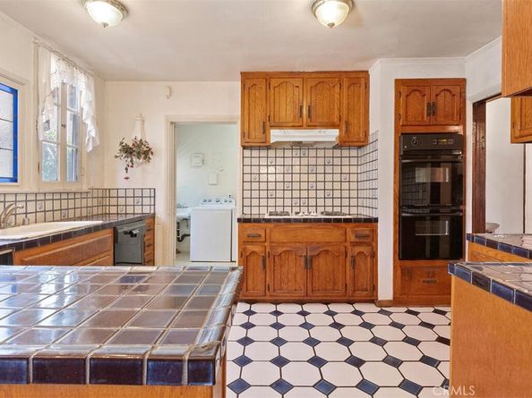 6255 Del Valle Drive, Los Angeles CA 90048