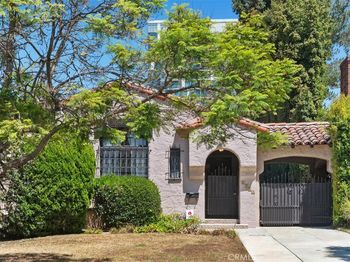 6255 Del Valle Drive