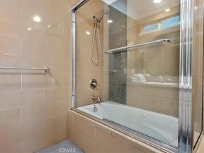 6255 Del Valle Drive, Los Angeles CA 90048