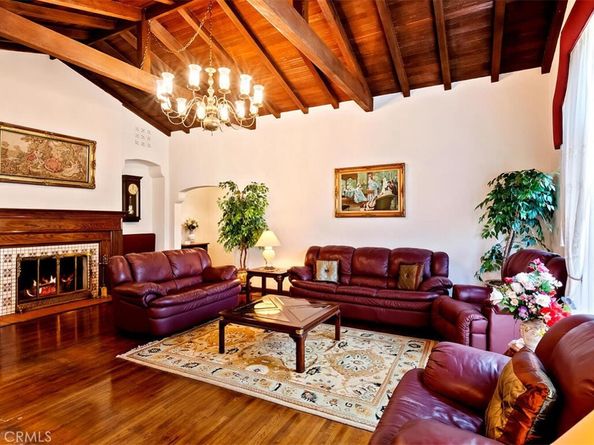 6255 Del Valle Drive, Los Angeles CA 90048