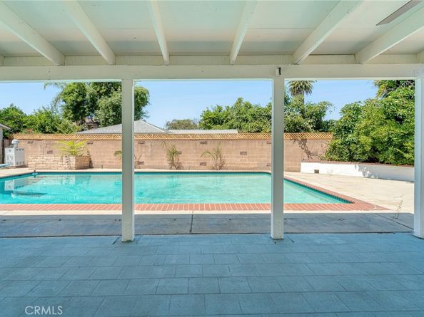 8749 Norwich Avenue, North Hills CA 91343