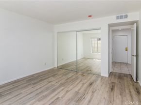 20235 Keswick Street 102, Winnetka CA 91306