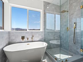 12515 Haleh Lane, Sylmar CA 91342